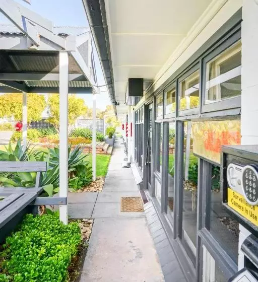 Meningie Waterfront Motel