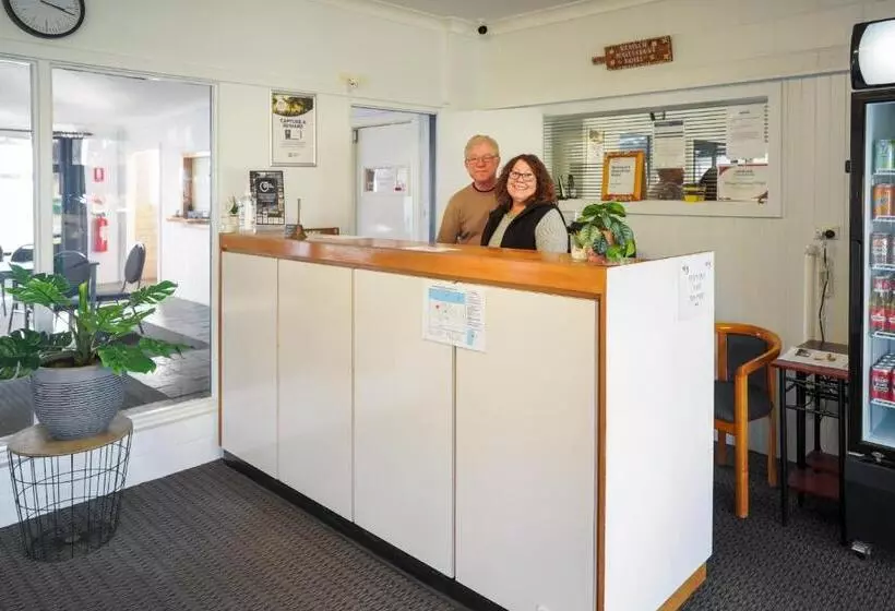 Meningie Waterfront Motel