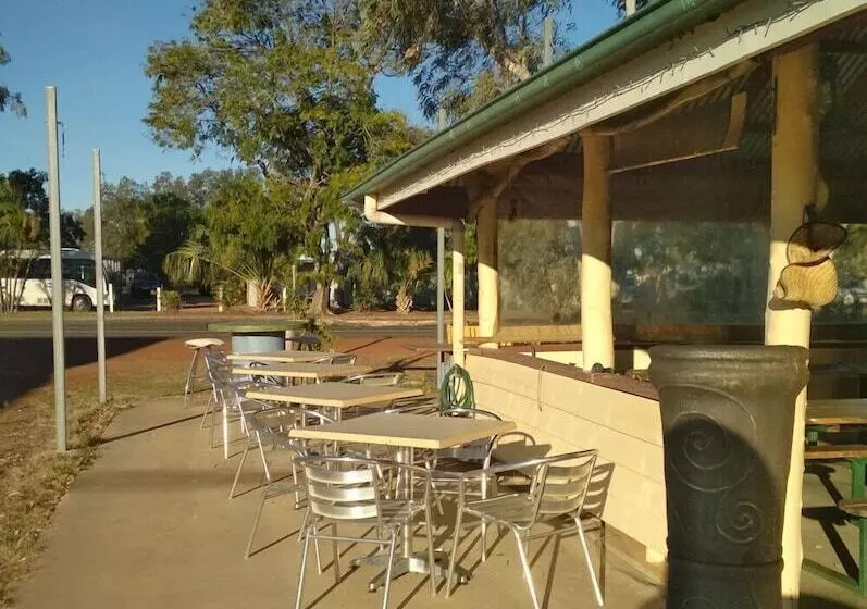モーテル Ironbark Inn