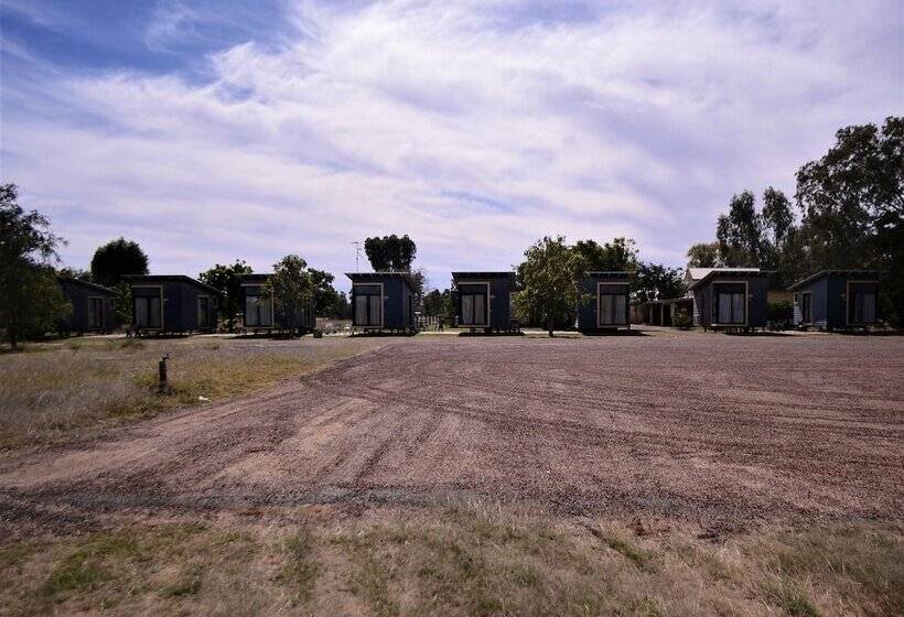 モーテル Ironbark Inn