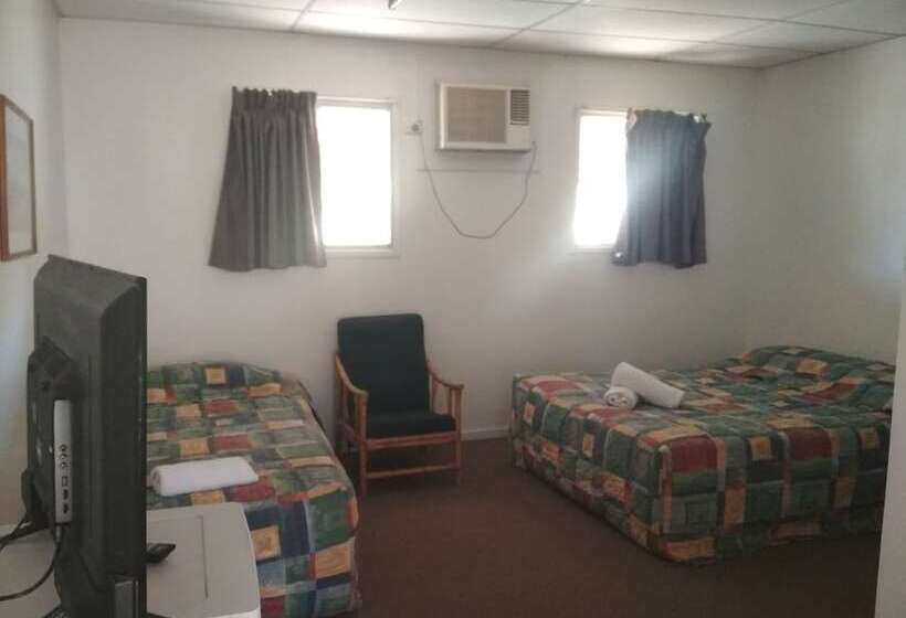 モーテル Ironbark Inn