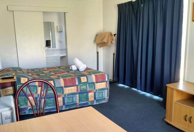 モーテル Ironbark Inn