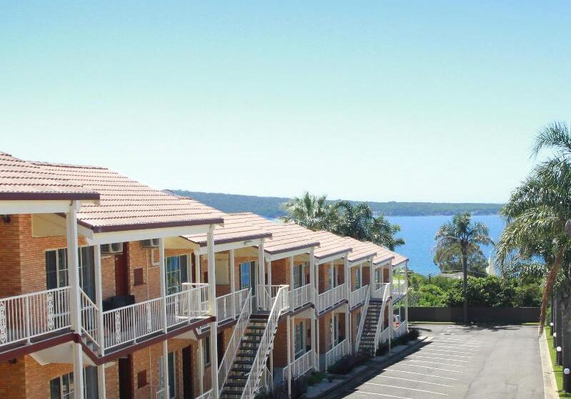 モーテル Twofold Bay Motor Inn