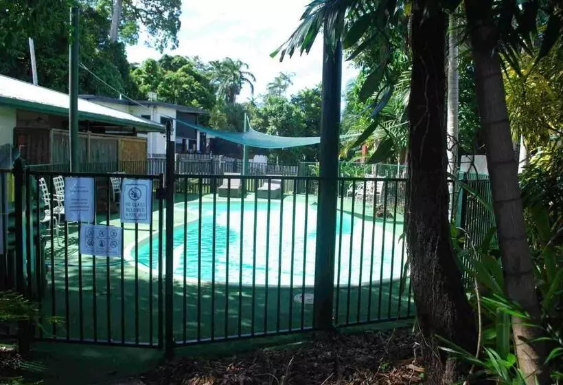 Rainforest Motel