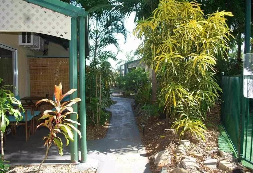 Rainforest Motel