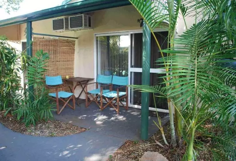 Rainforest Motel