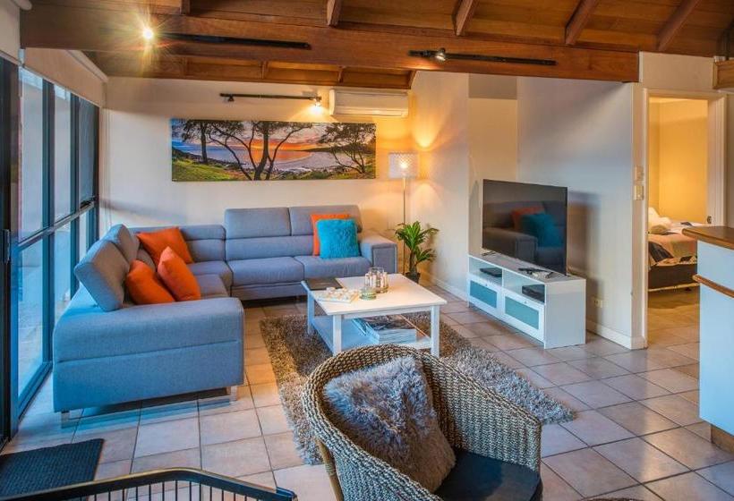 منتجع Whalers Cove Villas