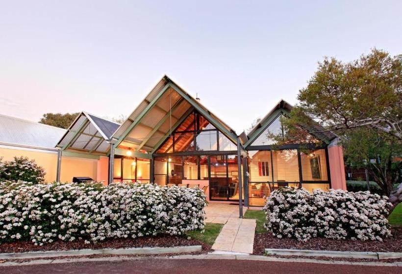 منتجع Whalers Cove Villas