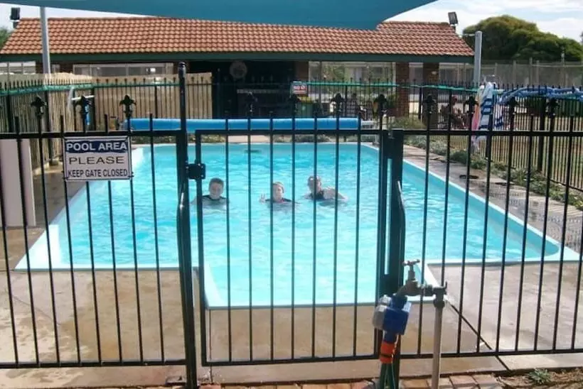 Rivergum Motel