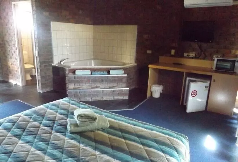 Rivergum Motel