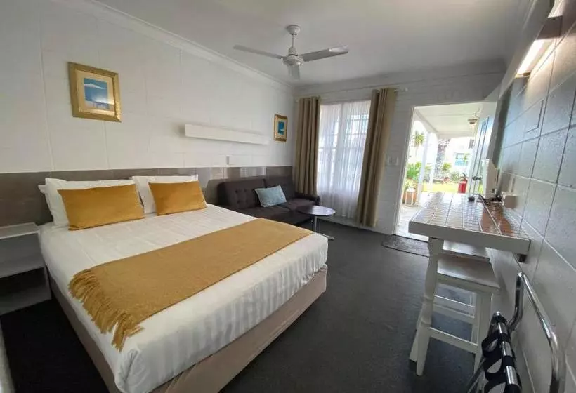 Surf Street Motel