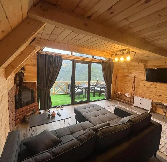 צימר Aron Bungalov