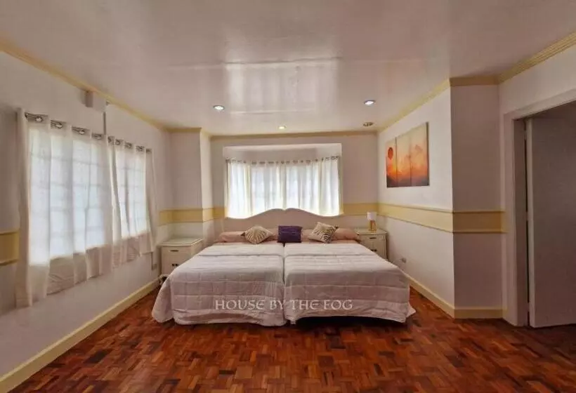 ベッドアンドブレックファースト House By The Fog  Suite Room