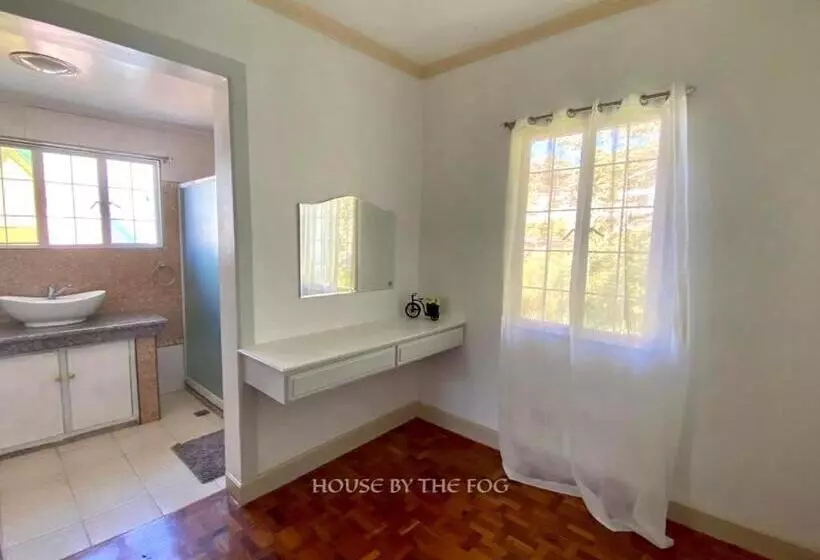 ベッドアンドブレックファースト House By The Fog  Suite Room
