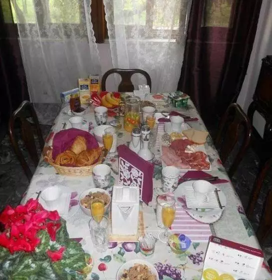 Aamiaismajoitus (B&B) Villa In Campagna