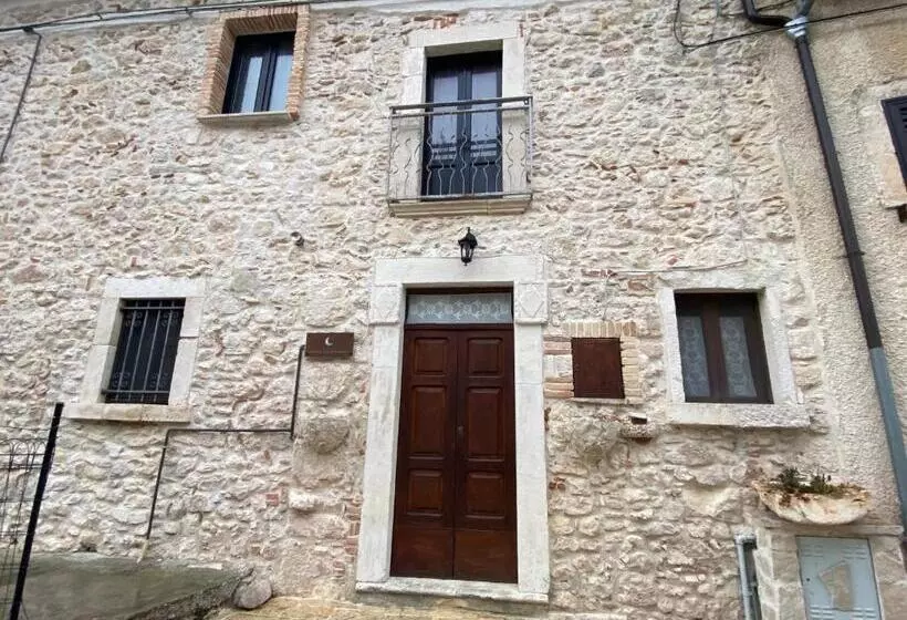 Majatalo Sognando Bominaco   Dimora San Pellegrino