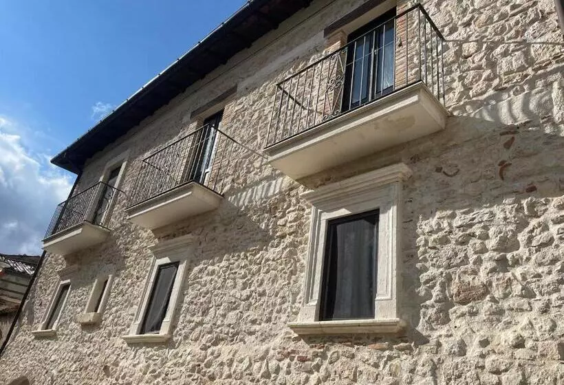 Majatalo Sognando Bominaco   Dimora San Pellegrino