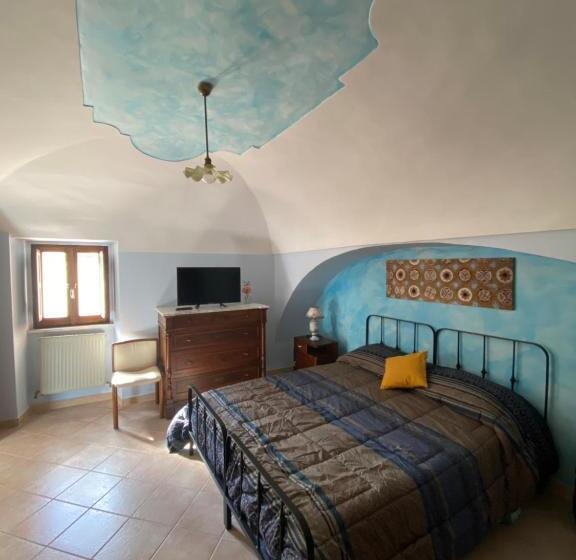 ペンション Sognando Bominaco   Dimora San Pellegrino