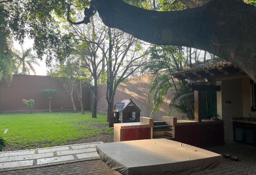 بنسيون Villa La Mini