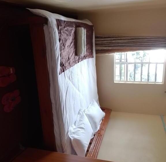 تختخواب و صبحانه Eagles Haven Apartments Githunguri