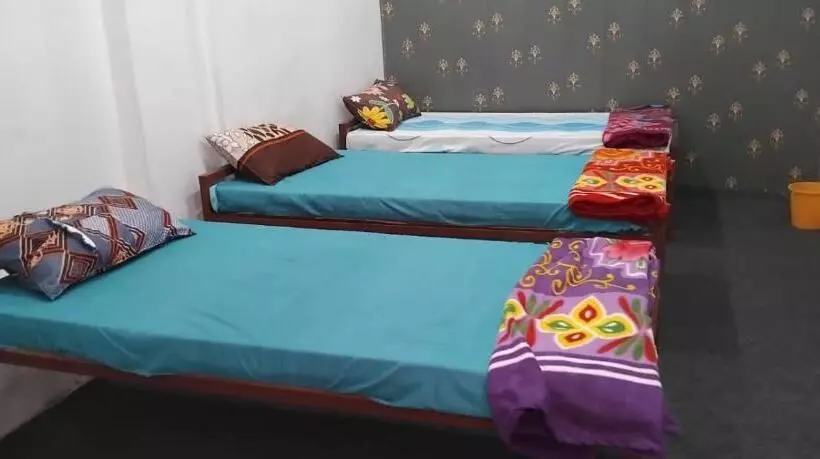 ベッドアンドブレックファースト Laxmi Paying Guest House