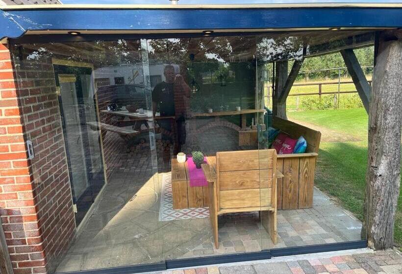 צימר T Pothuuske