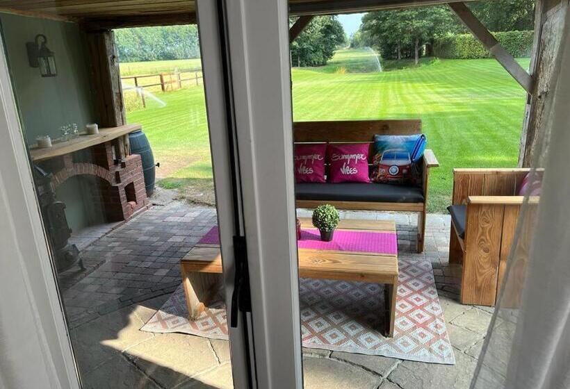 צימר T Pothuuske