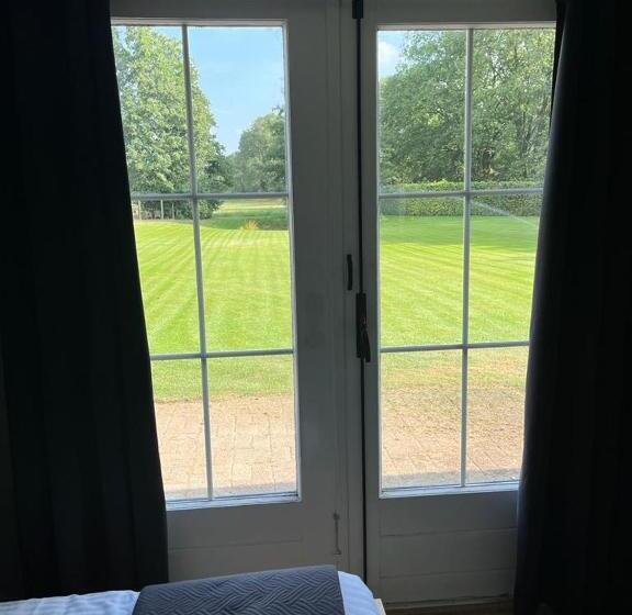 צימר T Pothuuske