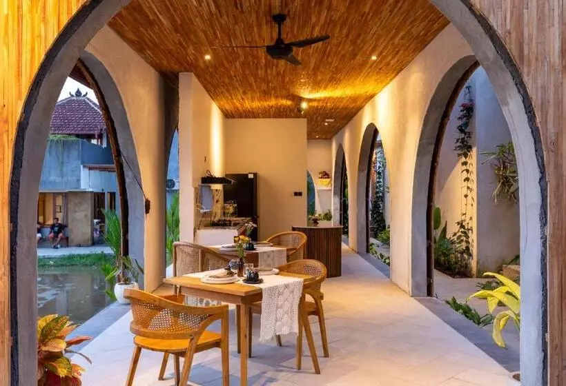 Aamiaismajoitus (B&B) Villa Rabita