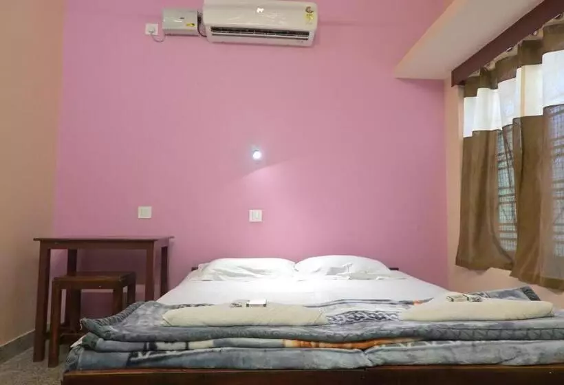 ホテル Pink Flower Tourist Home