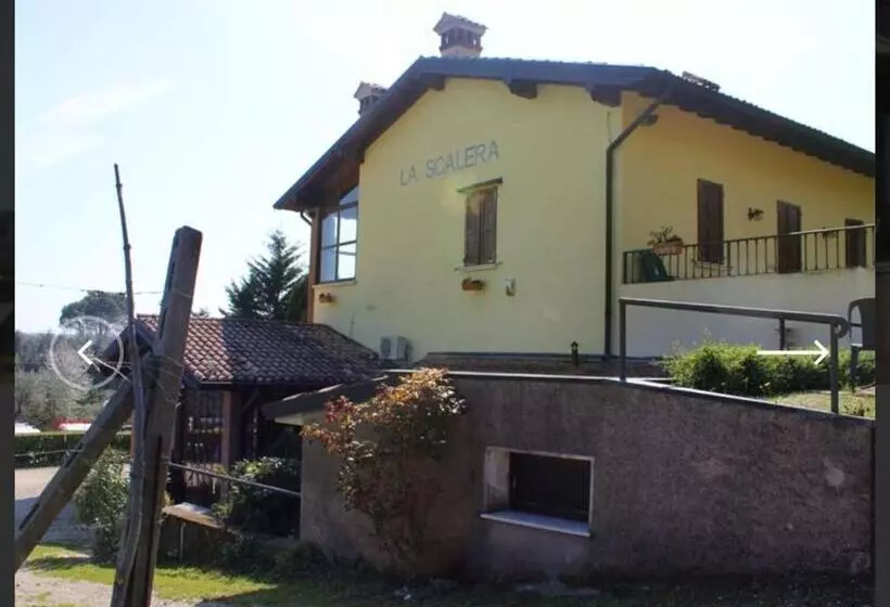 Hotelli Agriturismo La Scalera