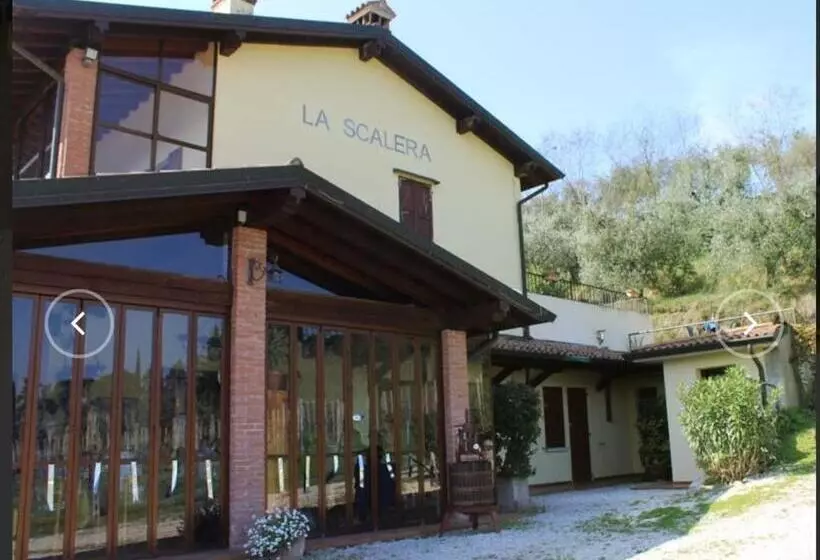 Hotelli Agriturismo La Scalera
