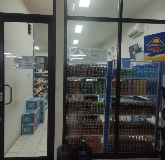 Hotelli Capital O 93854 Apartemen Sayana By Sentra Jaya