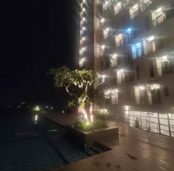 Hotelli Capital O 93854 Apartemen Sayana By Sentra Jaya