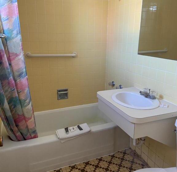 فندق Hastings Inn