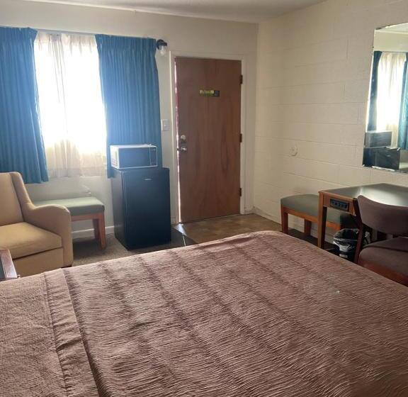 فندق Hastings Inn