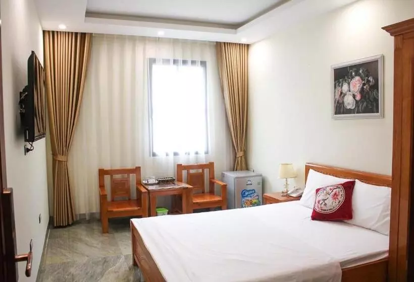 هتل Lan Tường