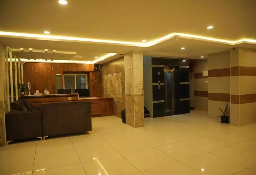 Hotelli Roi Inn