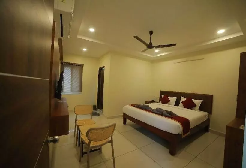 Hotelli Roi Inn
