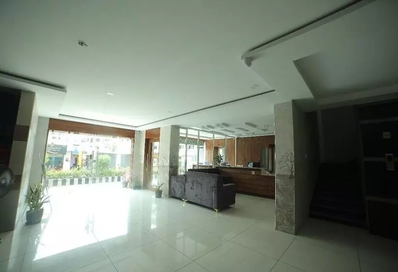 Hotelli Roi Inn