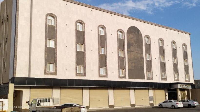 Hotel Rose Holiday Yanbu روز هوليداي ينبع