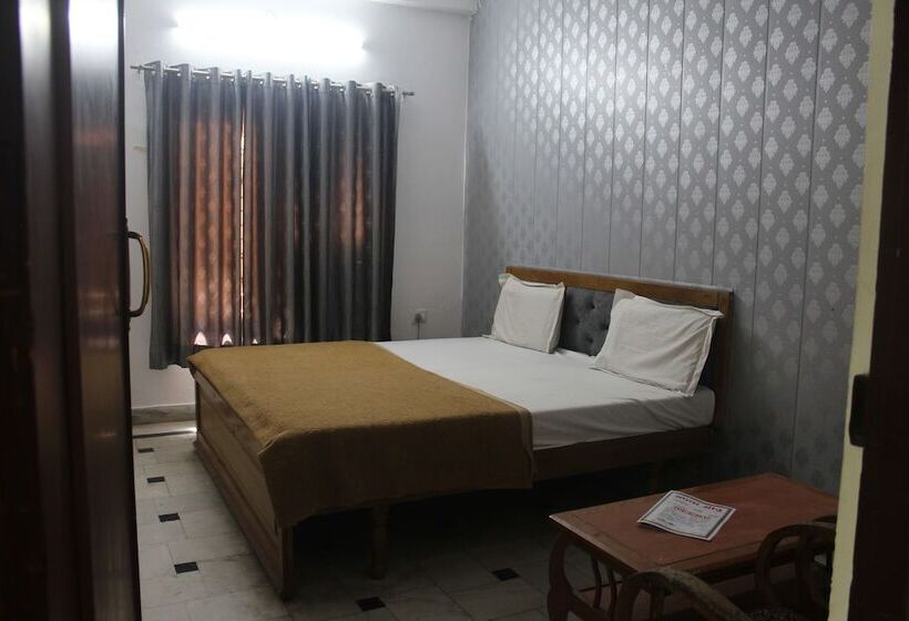 Hotell Shree Chitra Residency By Grb