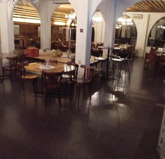 ユースホステル Emmaboda Hotell Amigo Long Stay