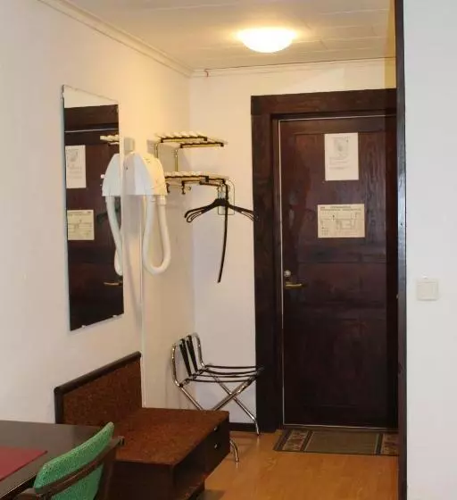 ユースホステル Emmaboda Hotell Amigo Long Stay