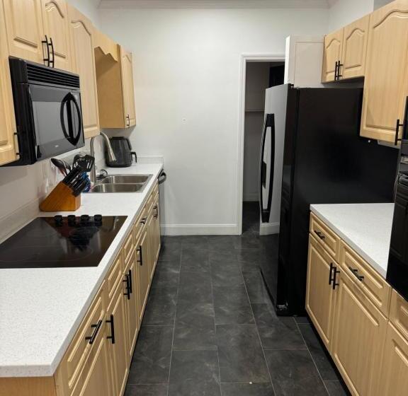 Panzió Beautiful Pool House Port Charlotte