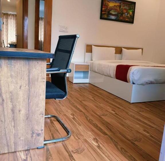 ペンション Bsh Group