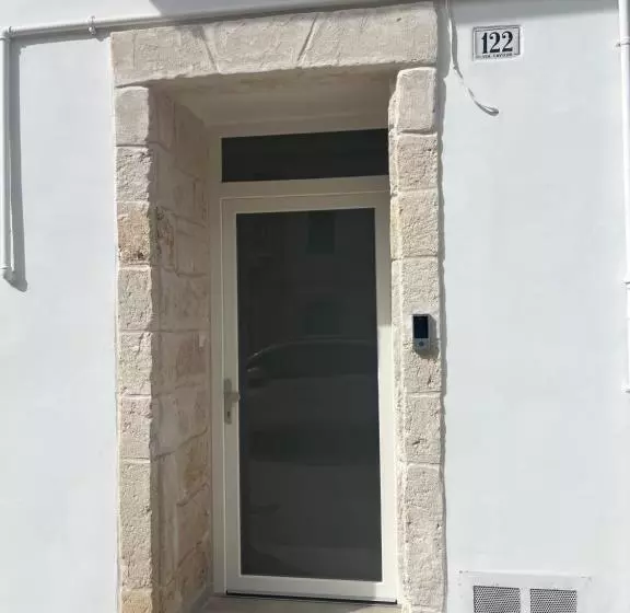 پانسیون Dimora Lara