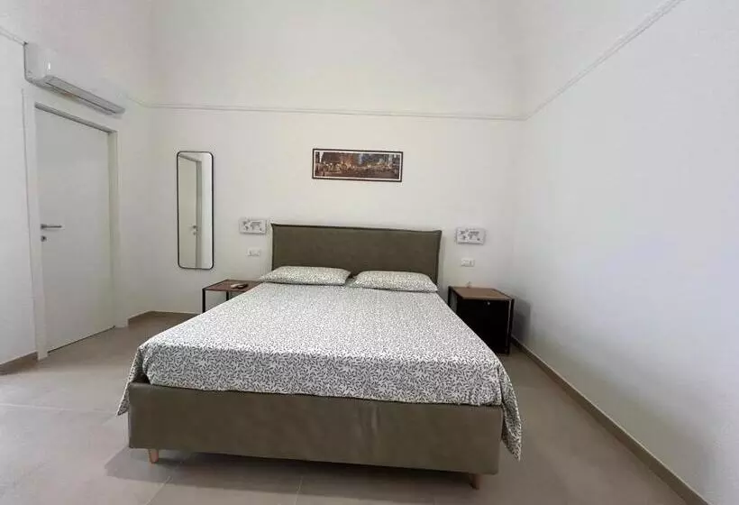 پانسیون Dimora Lara