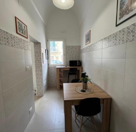 پانسیون Dimora Lara