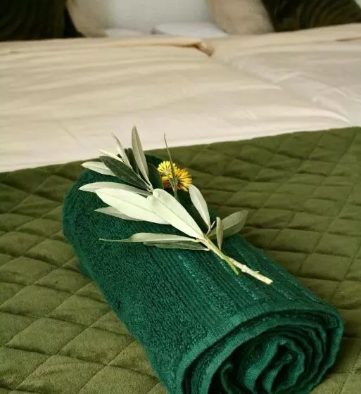 Aamiaismajoitus (B&B) Le Clos Des Laurons